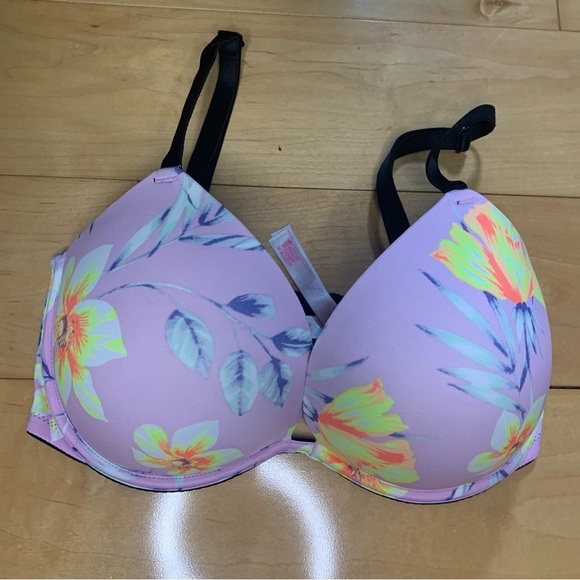 PINK Victoria's Secret Other - Victoria’s Secret Wear Everywhere Super Push Up Pink Floral Bra Size 32DDD / 32F